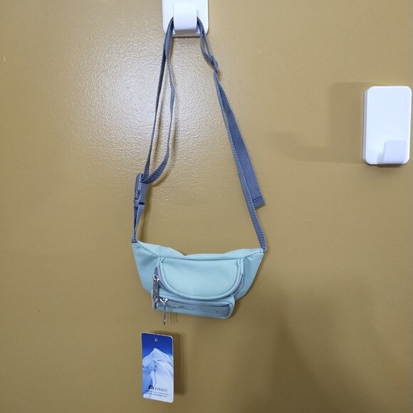 NWT Everest Mint Green Tactical Crossover / Fanny Pack - Picture 2 of 8
